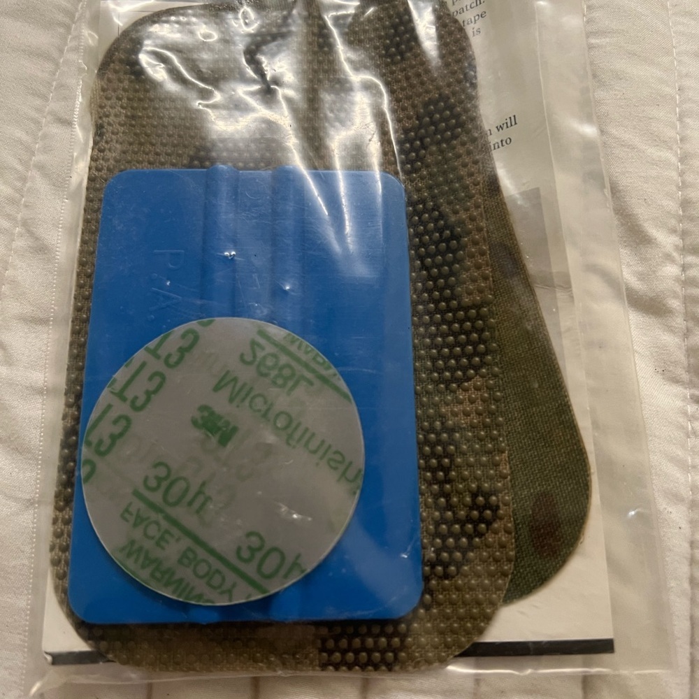 U.S. Army IOTV Patch Kit - Black and White - Picture 2 of 2
